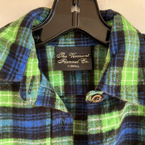 The Vermont Flannel Company Flannel in Blue and Green - Picture 4 of 7